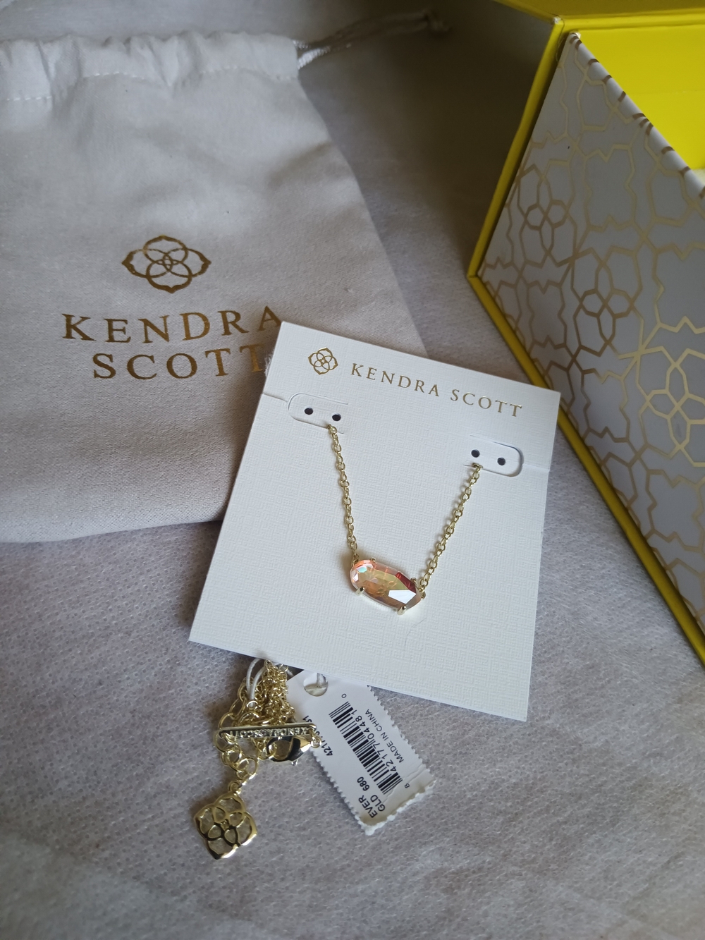 KENDRA SCOTT EVER BLUSH DICHROIC NECKLACE - Picture 2 of 5